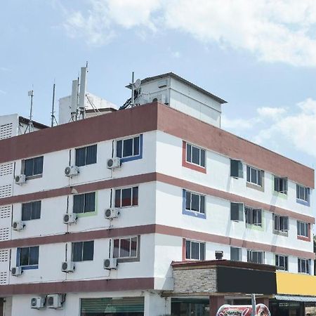 Grand Ct Hotel Malacca Buitenkant foto