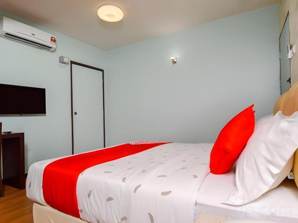 Grand Ct Hotel Malacca Buitenkant foto