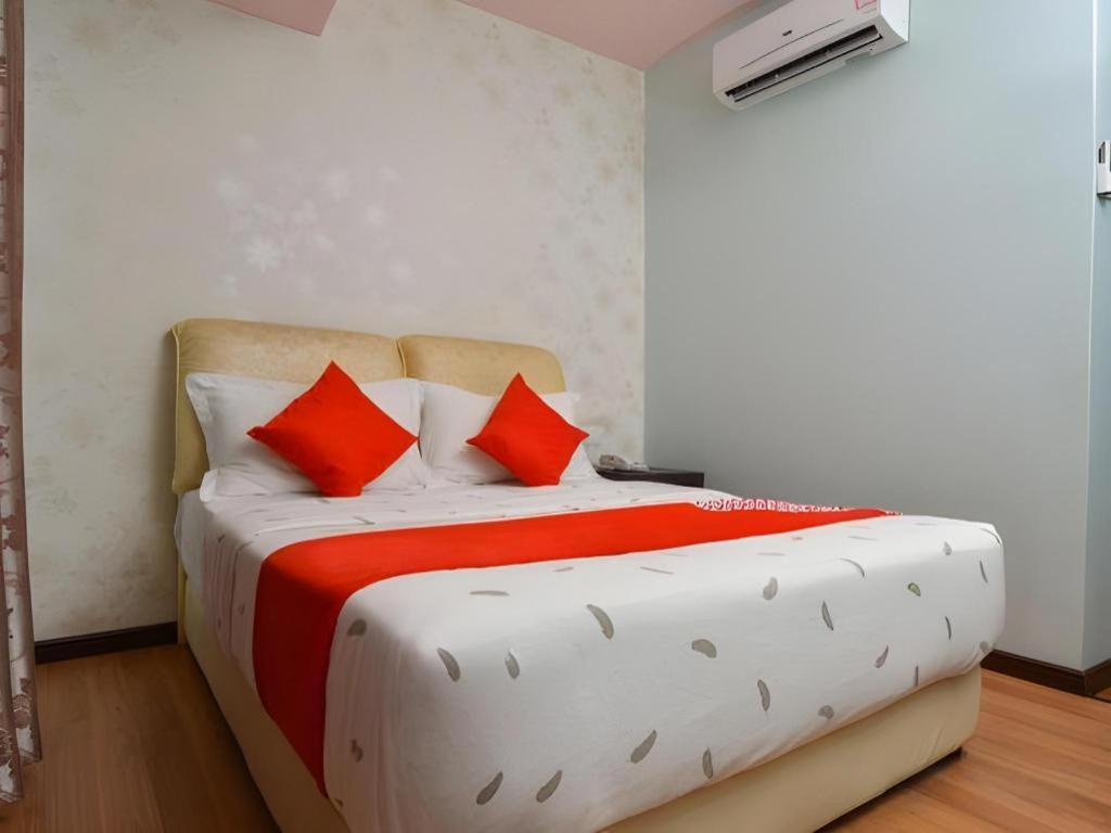 Grand Ct Hotel Malacca Buitenkant foto