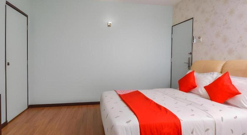 Grand Ct Hotel Malacca Buitenkant foto