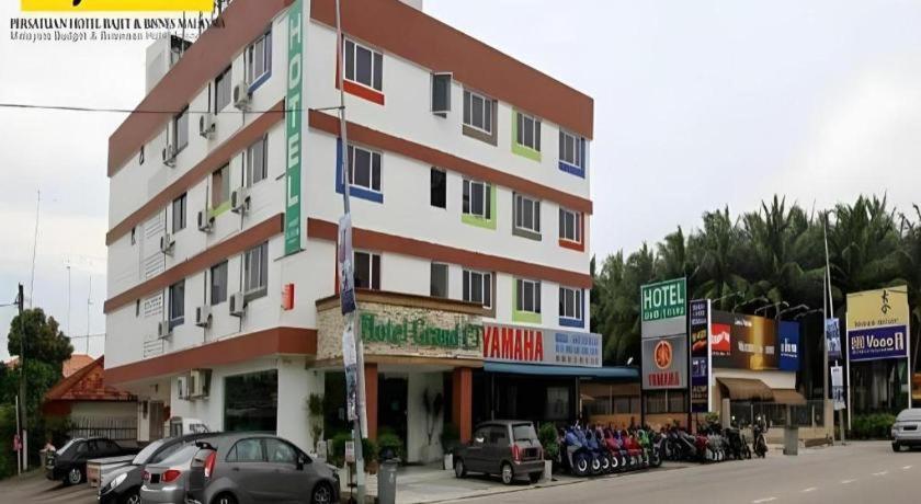 Grand Ct Hotel Malacca Buitenkant foto