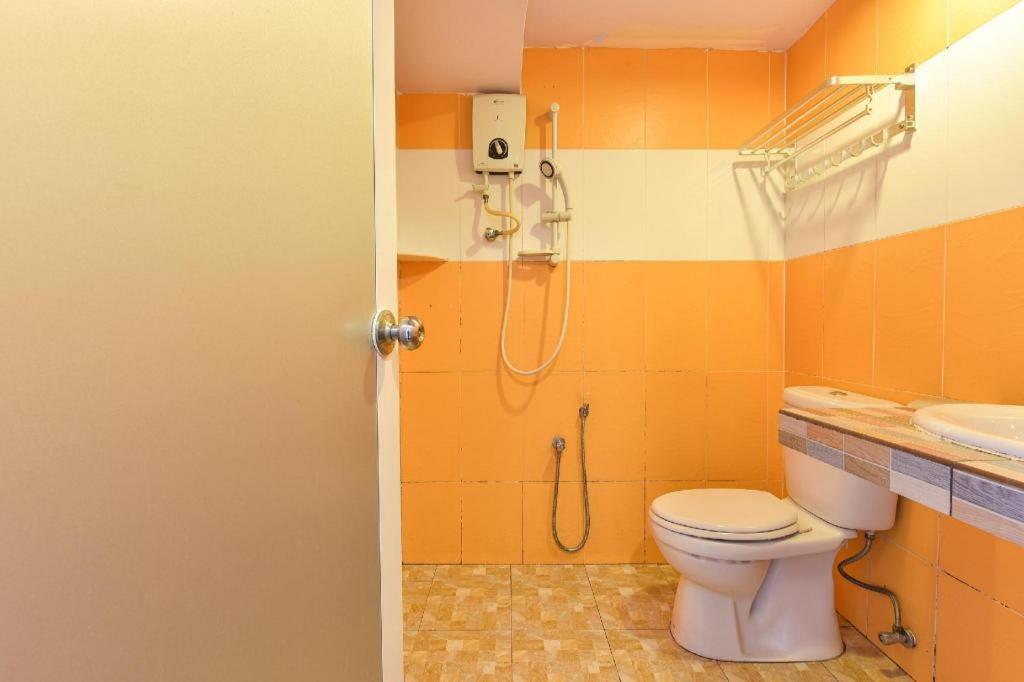 Grand Ct Hotel Malacca Buitenkant foto