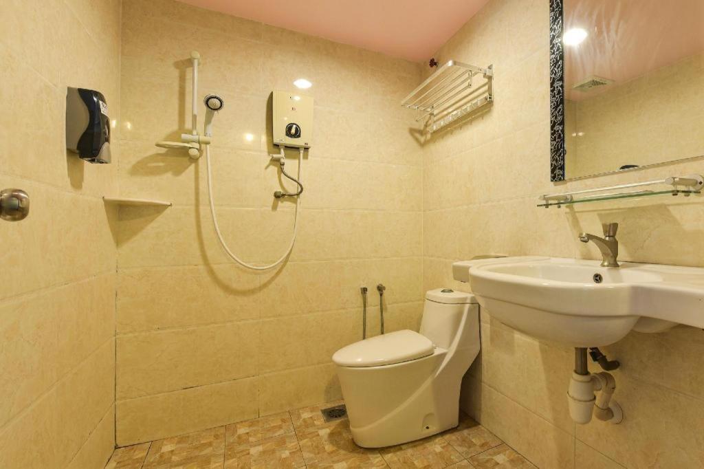Grand Ct Hotel Malacca Buitenkant foto