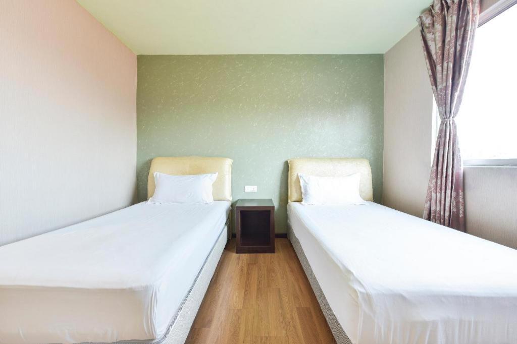 Grand Ct Hotel Malacca Buitenkant foto