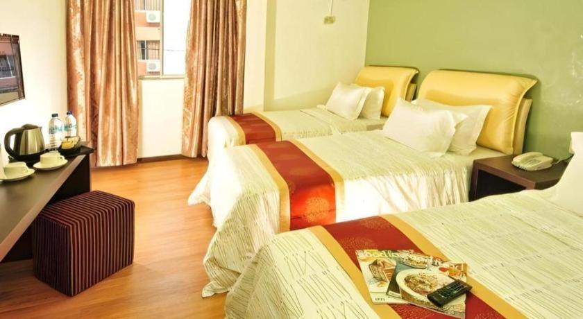 Grand Ct Hotel Malacca Buitenkant foto